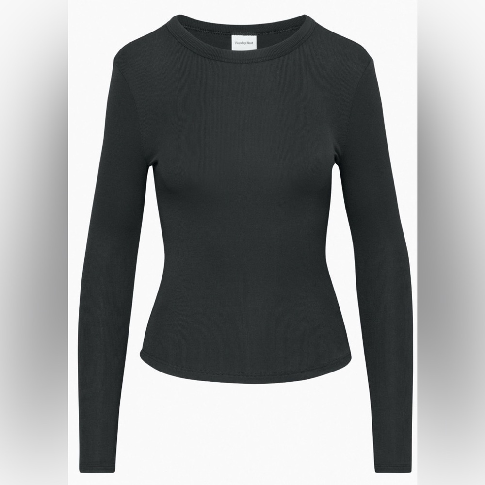Aritzia Sunday Best Bliss Hip Shirt in Black (Size S)